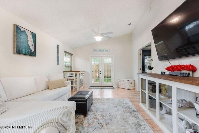 Building Photo - 1318 Eastwind Dr