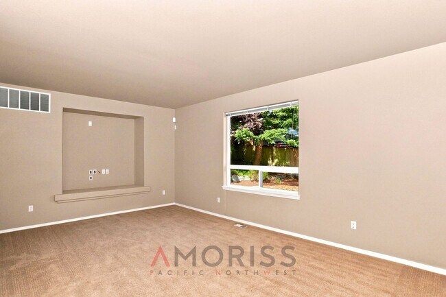 Building Photo - Spacious 4bd - 2.5ba Bonney Lake Home on Quiet Cul-de-Sac