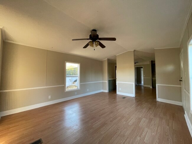 Building Photo - 2100 Bryan Ct
