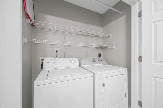 Building Photo - Harpers Mill one level 2 Bedroom townhome ...