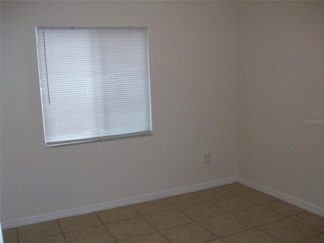 Building Photo - 495 Las Cortes Ln