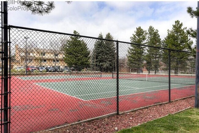 Building Photo - 2B/2B in Desirable Boulder Wimbledon Condos