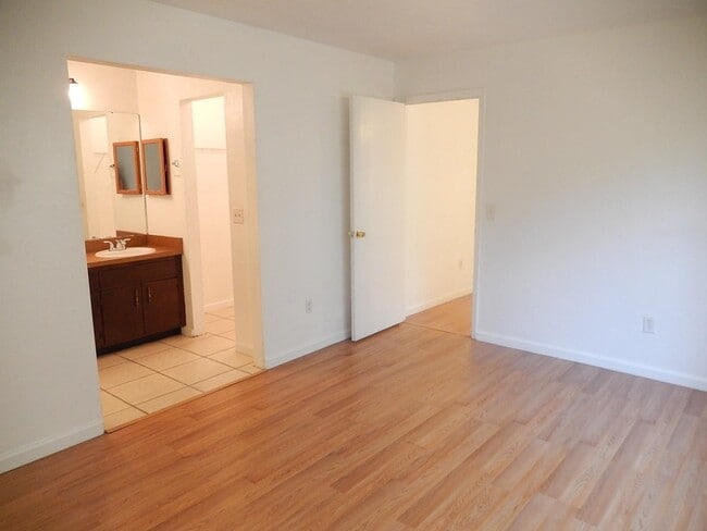 Building Photo - 2338 Eastgate Way