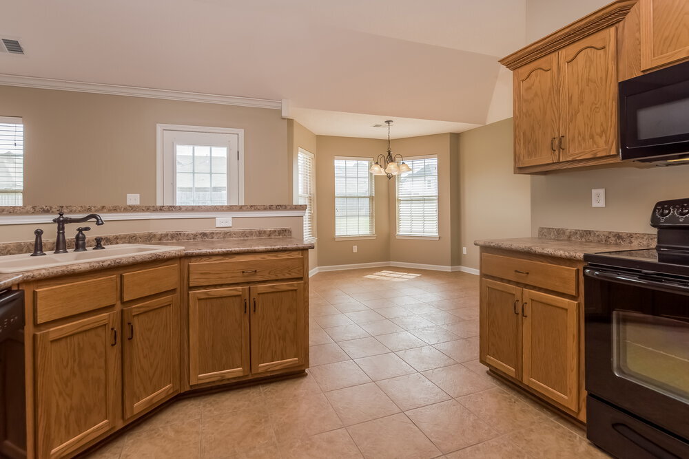 Building Photo - 8390 Pinnacle Dr
