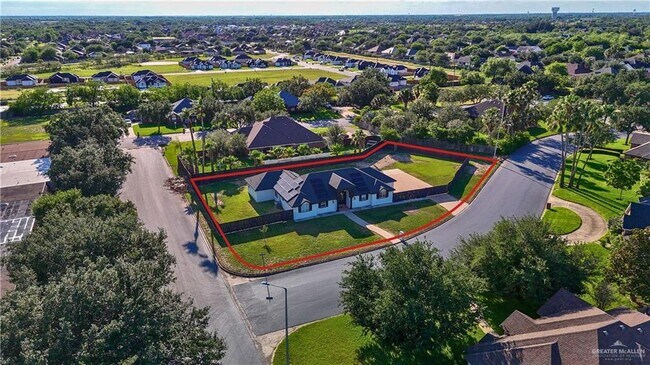 Building Photo - 2318 Flushing Meadows Dr