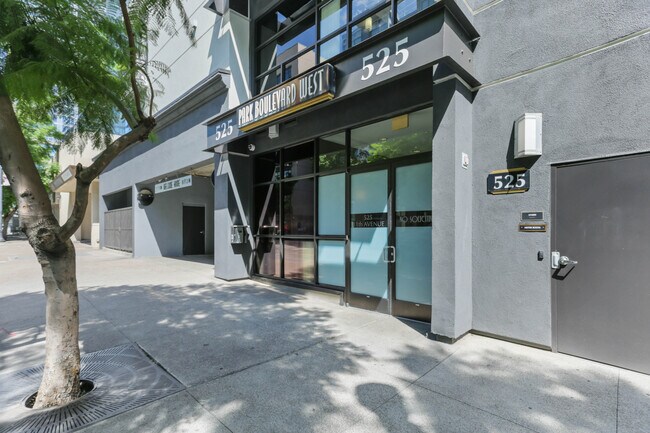 Building Photo - 525-511 Eleventh Ave