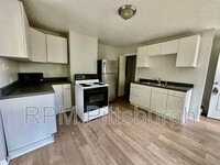 Building Photo - 2709 Josephine St