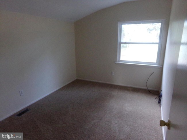 Building Photo - 73 Sepulga Dr