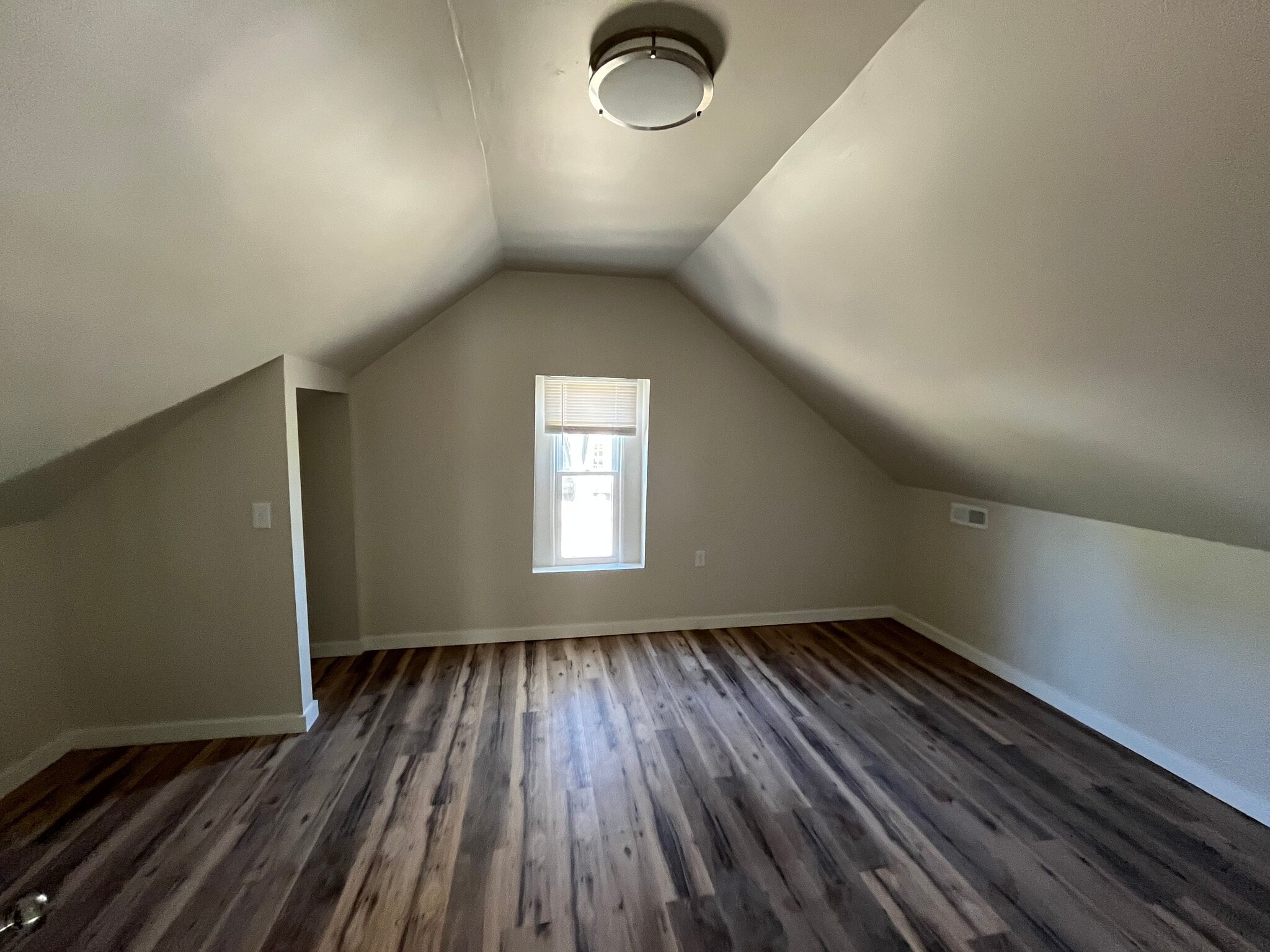 Building Photo - 720 Green Cook Rd