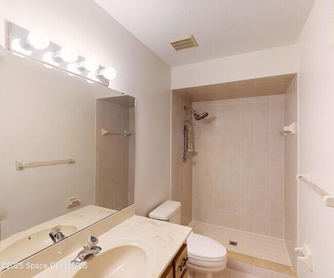 Building Photo - 9017 Manchester Ln