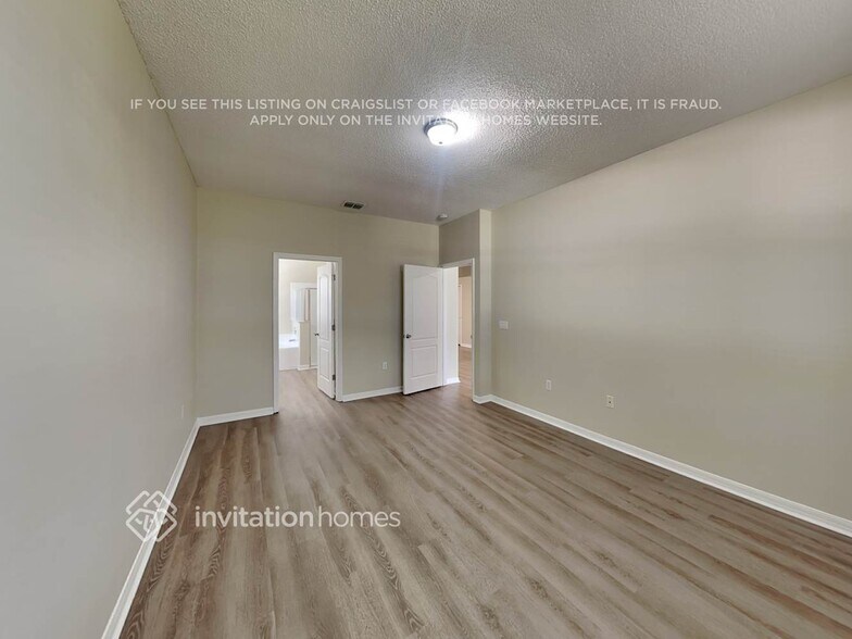 Building Photo - 3808 Andover Cay Blvd