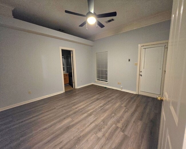 Building Photo - For lease- 3 bedroom,  2 bath home w/2 car garage