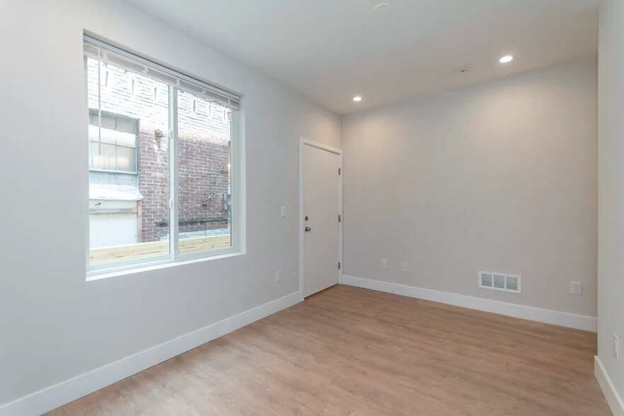 Building Photo - 4113 Brandywine St