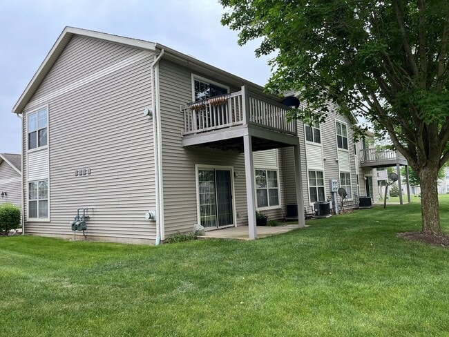 Building Photo - 957 Arvle Cir
