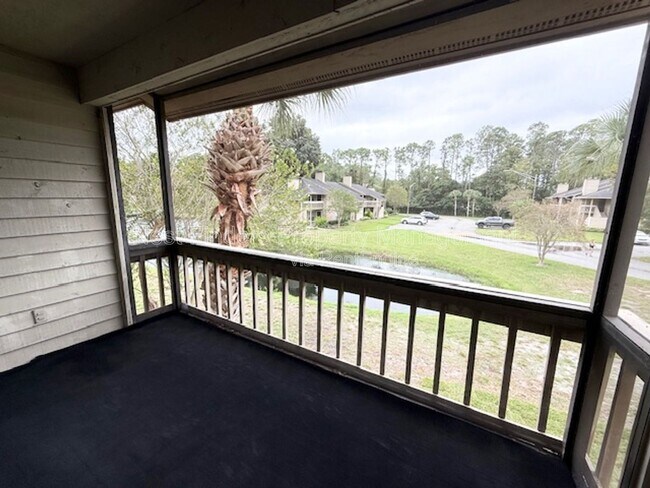Building Photo - 10200 Belle Rive Blvd