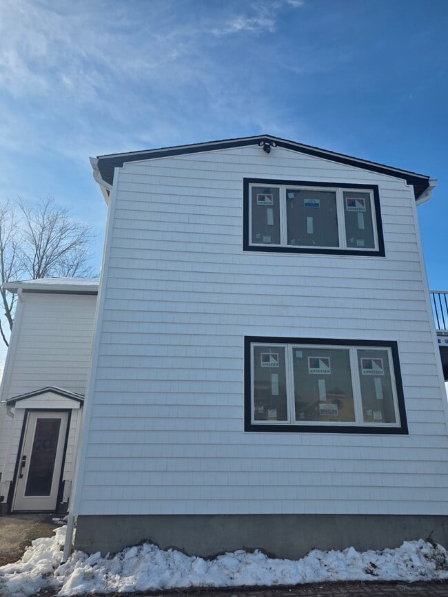 Building Photo - 595 Kingfisher Cir