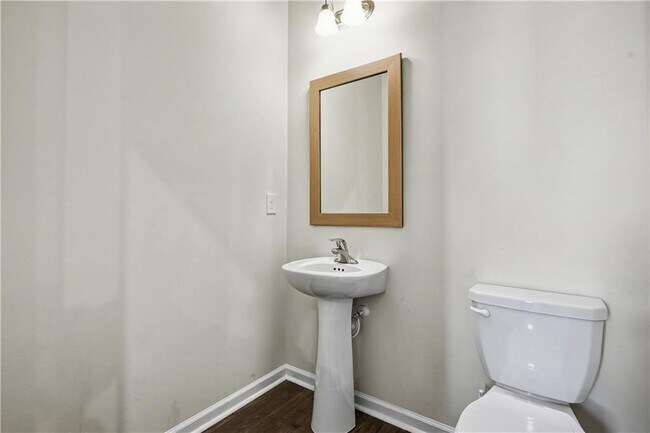 Building Photo - 3668 Hidden Valley Cir