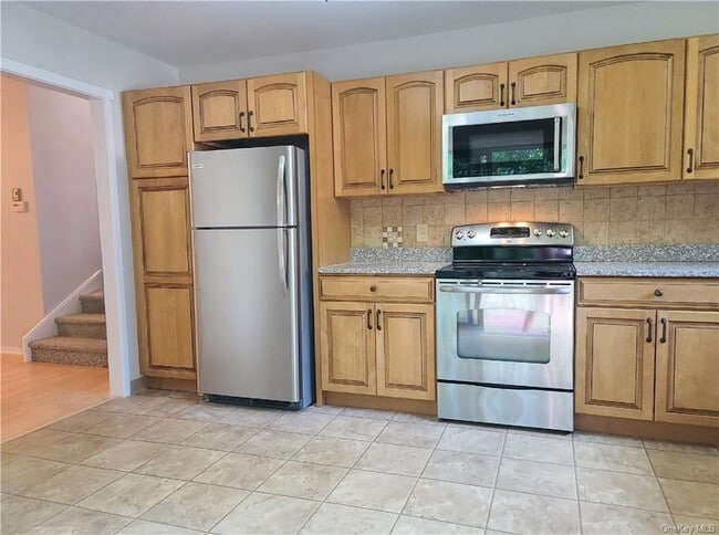 Building Photo - 384 Heritage Hills