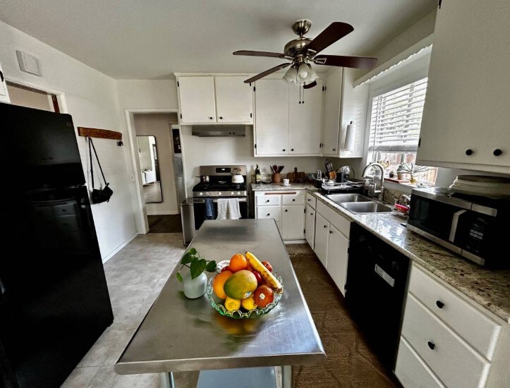 Building Photo - 157-33 25th Ave