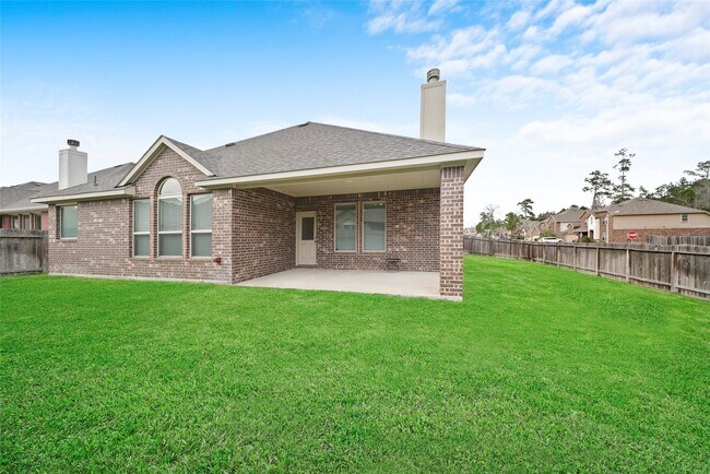 Building Photo - 1403 Holly Chase Dr