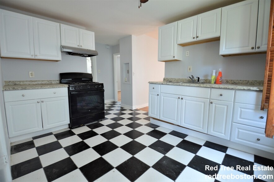 Building Photo - 32 Stellman Rd