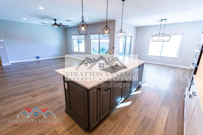 Building Photo - 6629 W Springfield Wy