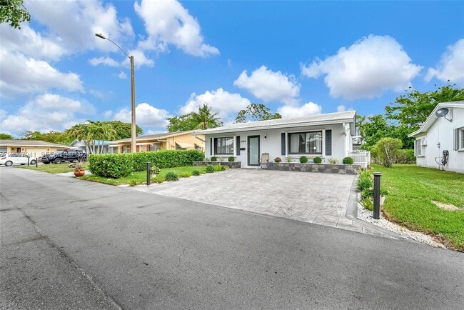 Building Photo - 7309 NW 62nd St