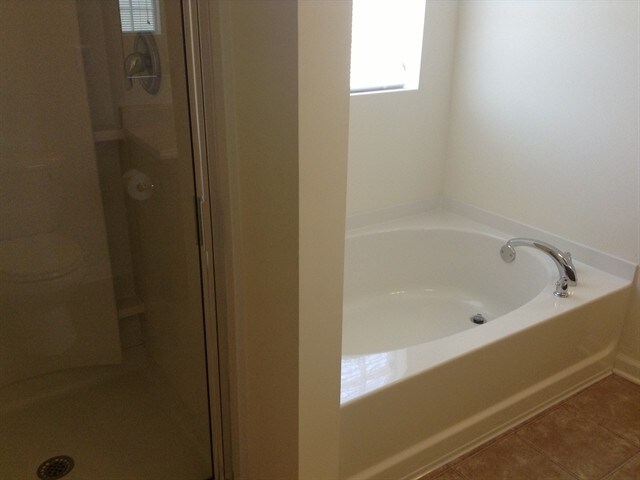 Building Photo - 1229 Tuscany Dr
