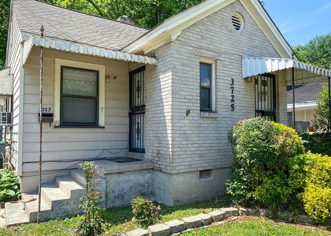 Primary Photo - 1 bed, 1 bath (new appliances) in Berclair