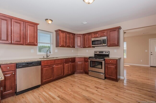 Building Photo - 13 Nature Ave