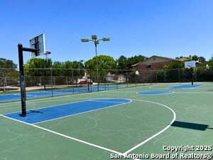 Building Photo - 8858 Roquefort