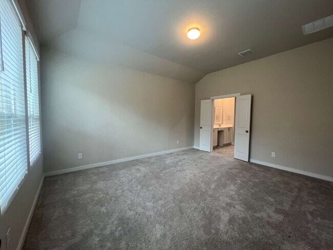 Building Photo - 4443 Stark Aly