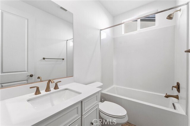 Building Photo - 105 Shear