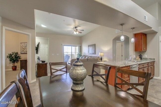 Building Photo - 10136 E Southern Ave