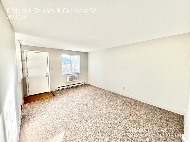 Building Photo - 361 E Maple St