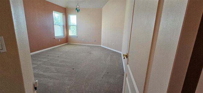 Building Photo - 9540 Aire Libre Dr