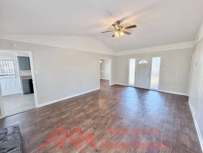 Building Photo - 7029 Tree Line Cove