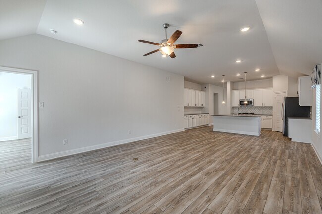 Building Photo - 9840 Sweet Flag Ct