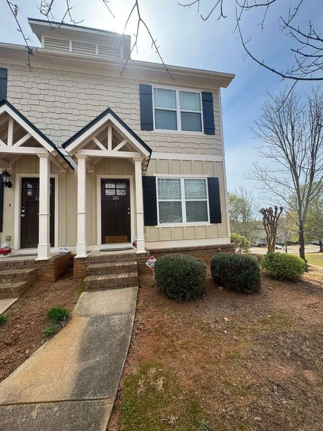 Building Photo - Whitehall Villages Townhome Available