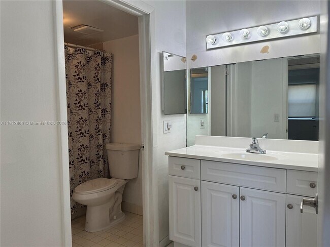 Building Photo - 15600 SW 80th St