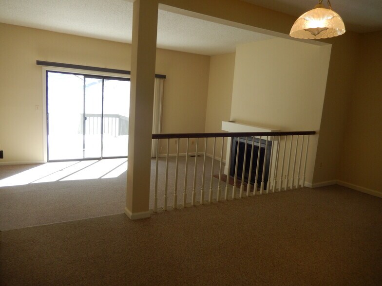 Building Photo - 180 Conestoga Way