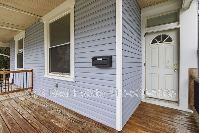 Building Photo - 29 E Orchard Ave