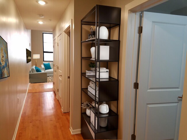 Entry hall 1st floor loft - Y Lofts