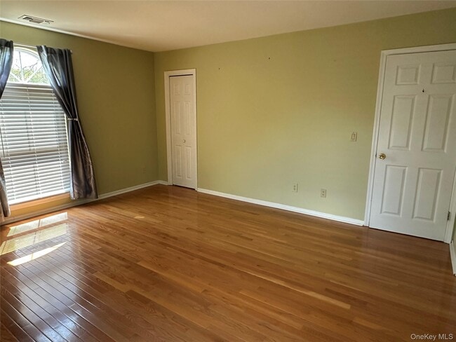 Building Photo - 202 Homestead Village Dr
