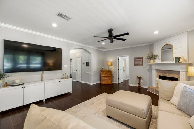 Building Photo - 5178 Lazy Ln