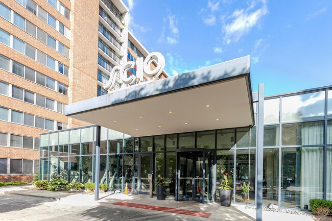 Building Photo - 903 S Ashland Ave