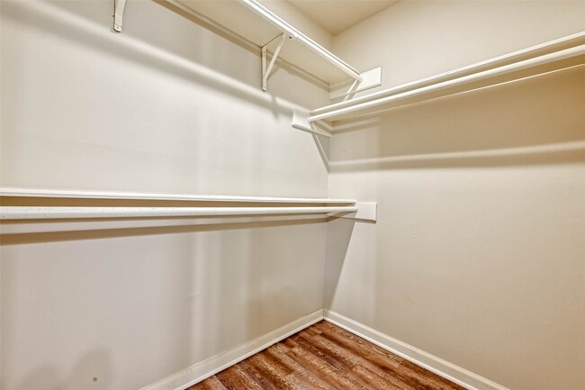 Building Photo - 3615 Highfalls Dr
