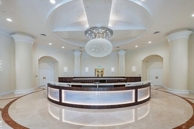 Building Photo - 3720 S Ocean Blvd