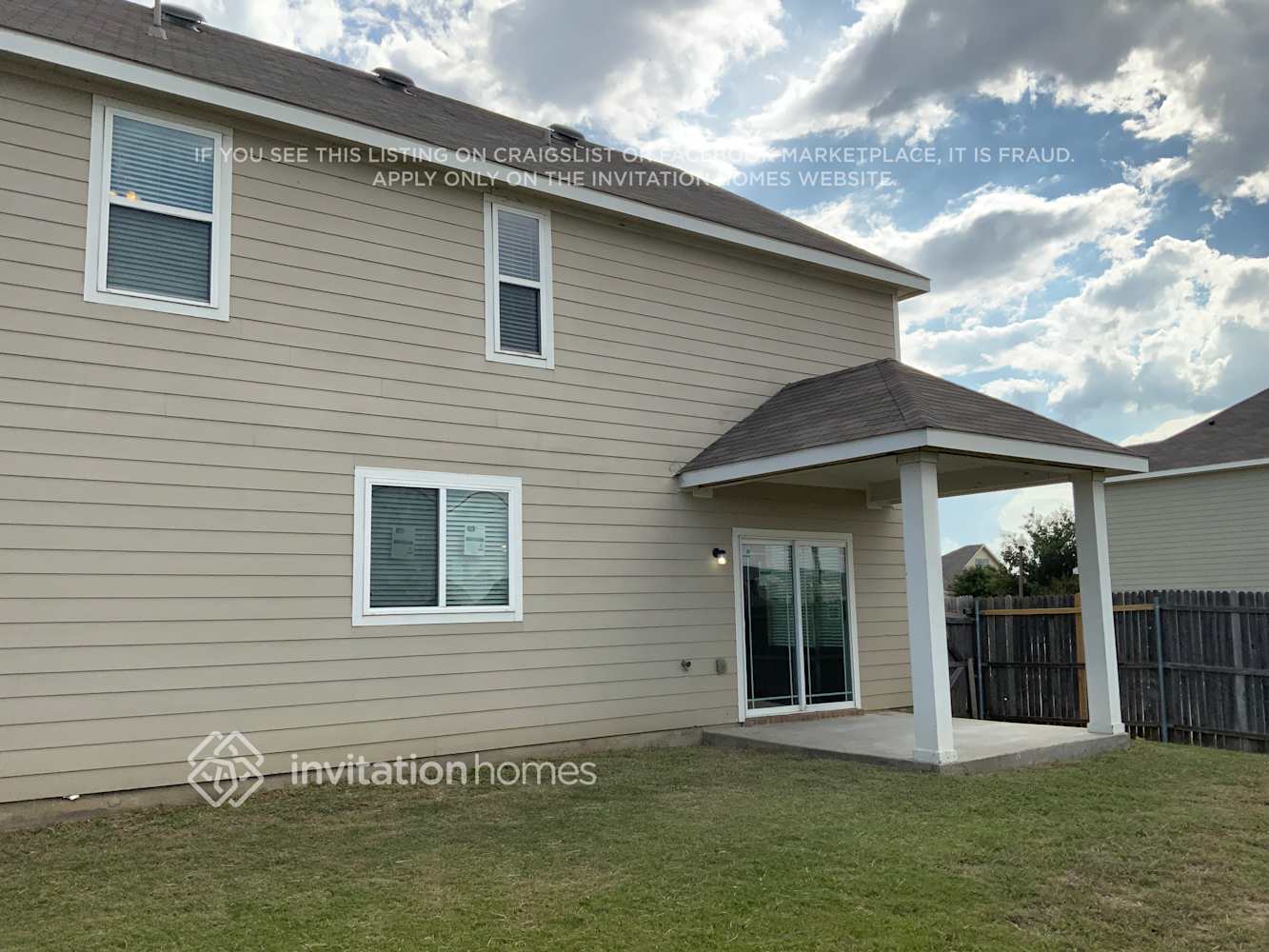 Building Photo - 2820 Englefield Green Dr