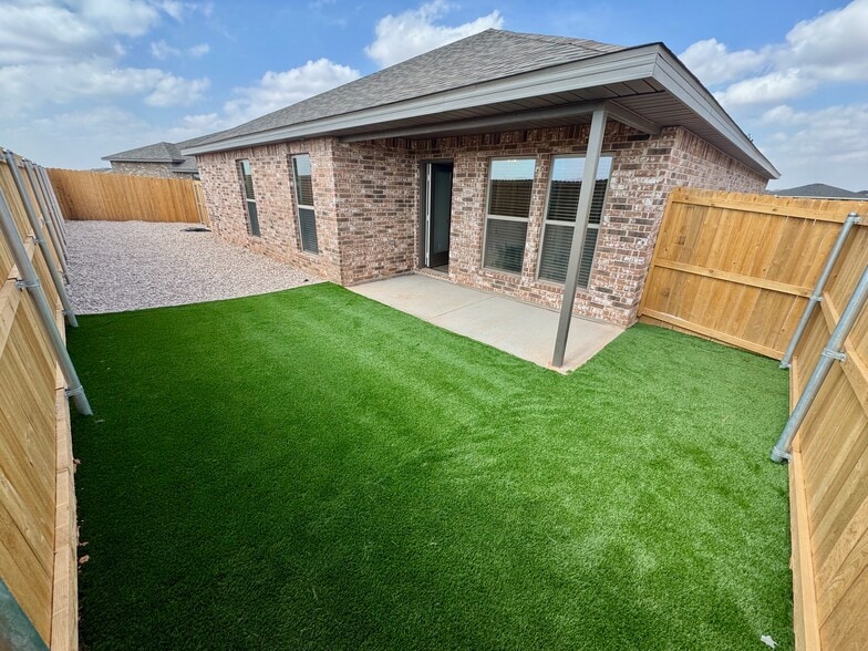 Backyard - 5913 Settler Ave